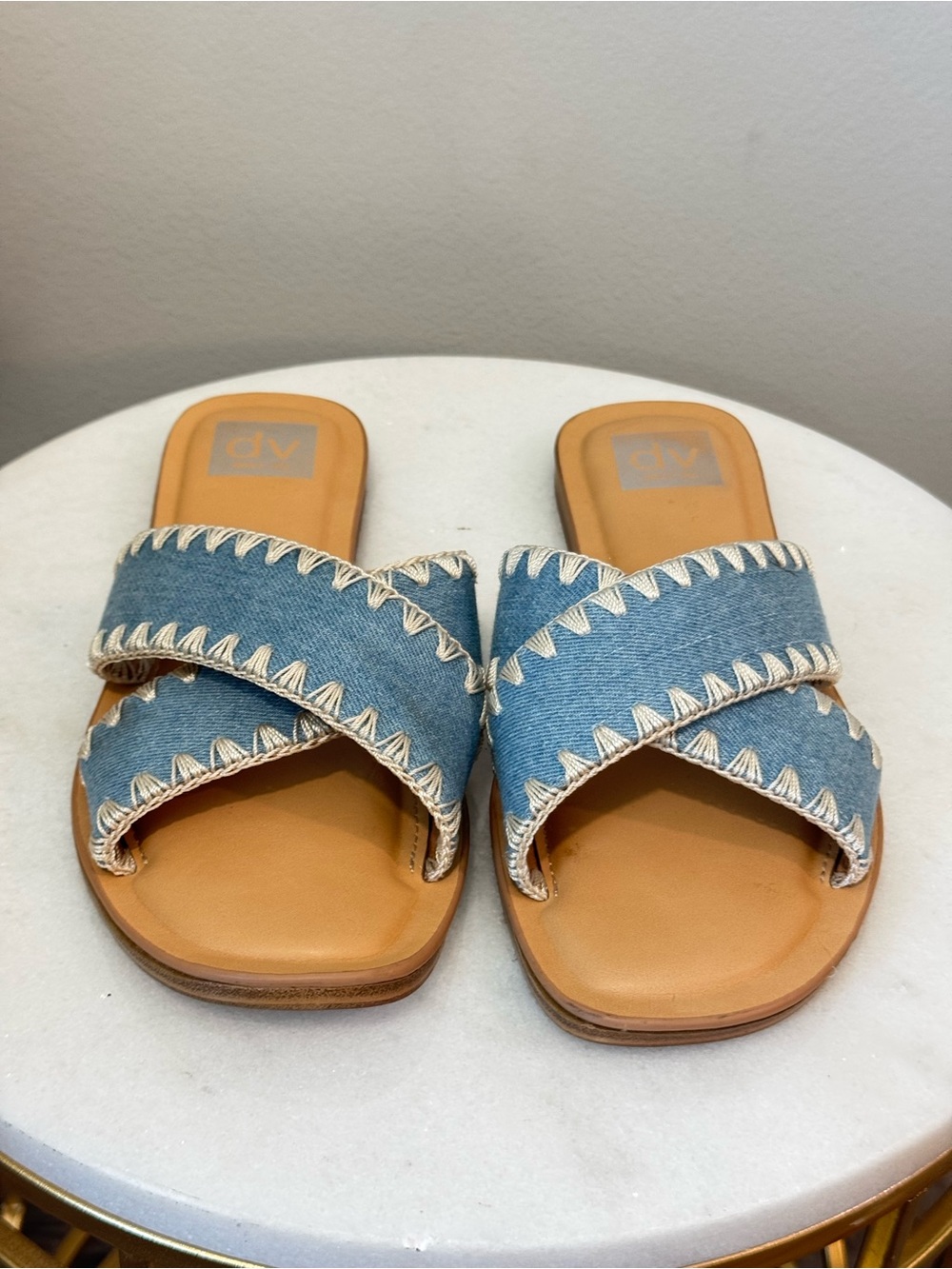 Dolce Vita Denim Crisscross Slide Sandals with Tan Footbed Sz 8 - Picture 4 of 11